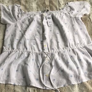 Abercrombie & Fitch White Top / blue design